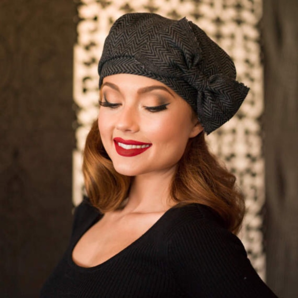 Beret hat bow - Picture 2 of 6