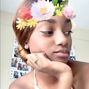 Meet your Posher, Carrington