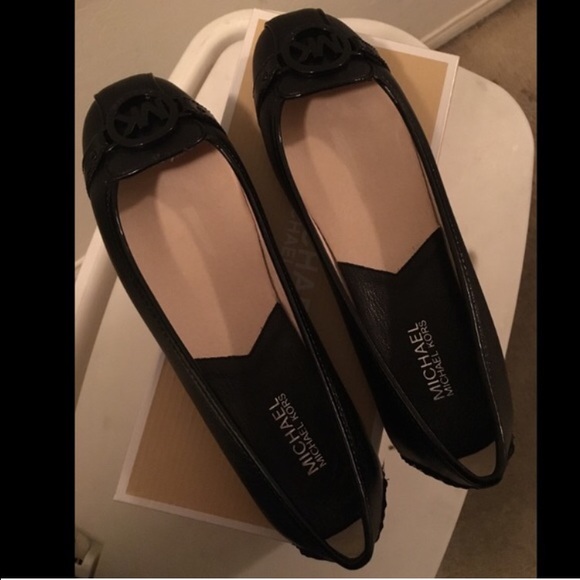 Michael Kors Fulton Moc flats - Picture 2 of 4