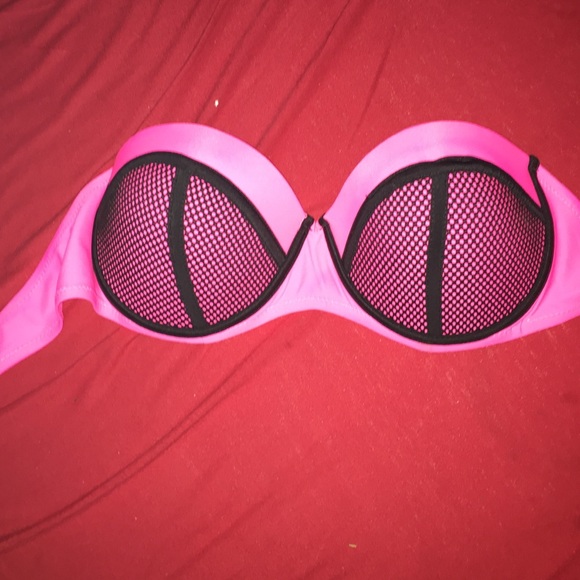 Mesh hot pink bikini top - Picture 1 of 1