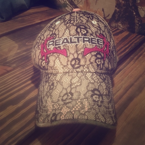 RealTree Lace Hate