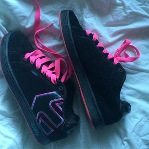 Black and Pink Suede Etnies