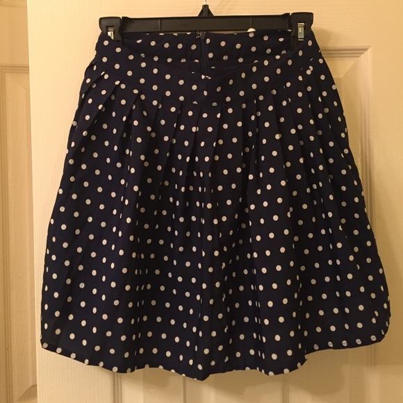 Forever 21 polka dot skirt