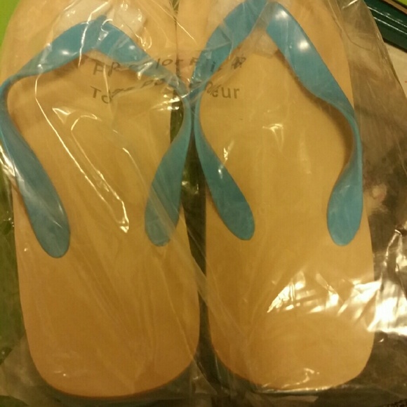 Flip flops - Picture 2 of 4