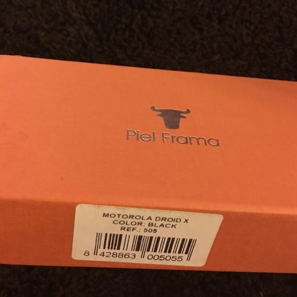 NWT Leather case for Motorola Droid X - Picture 4 of 4