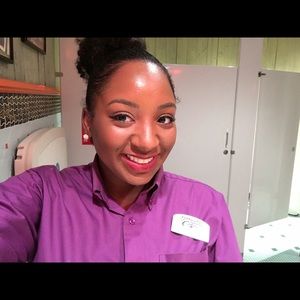 Meet your Posher, Jamile