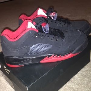 Air Jordan Retro 5 Lows