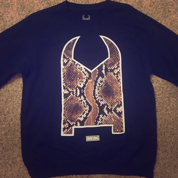 IMKING long sleeve crew neck
