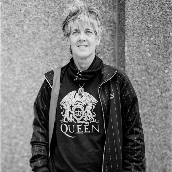 Meet your Posher, Carolyn - Picture 2 of 3