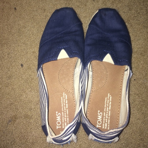 Toms