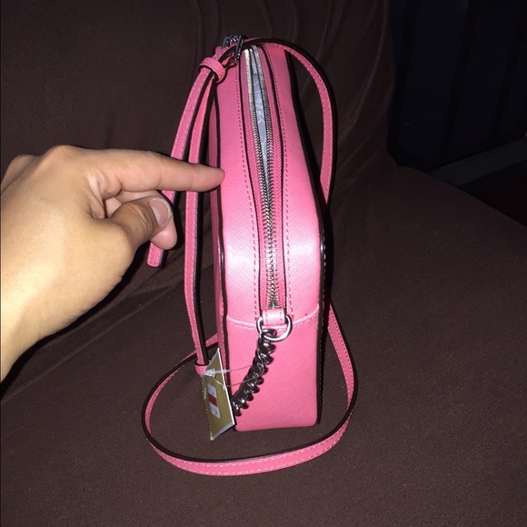 Sold Elsewhere!! Michael Kors Jet Set Travel - Picture 4 of 4