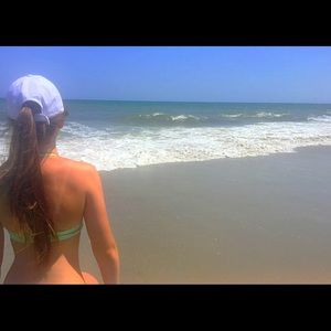 Meet your Posher, Cali