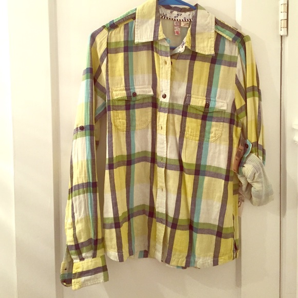 Element plaid button up shirt