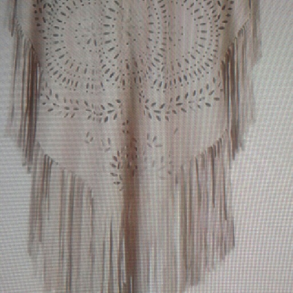 MUST HAVE!! Only ONE LEFT! Feels like suede! - Picture 3 of 4