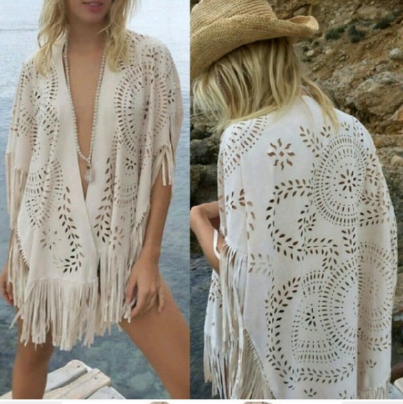 MUST HAVE!! Only ONE LEFT! Feels like suede! - Picture 4 of 4