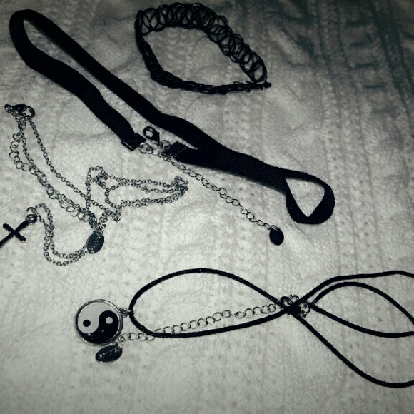 Chokers