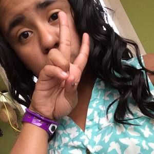 Meet your Posher, Sheila