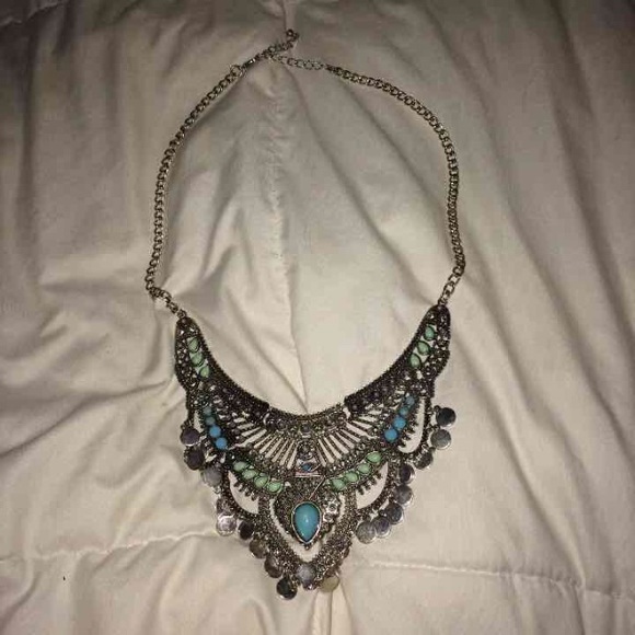 Boho bib necklace!