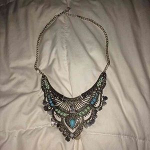 Boho bib necklace!