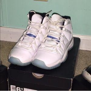 Legend blue Jordan's