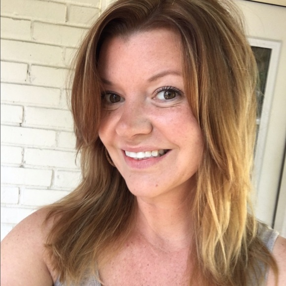 Meet your Posher, Kelly - Picture 1 of 1