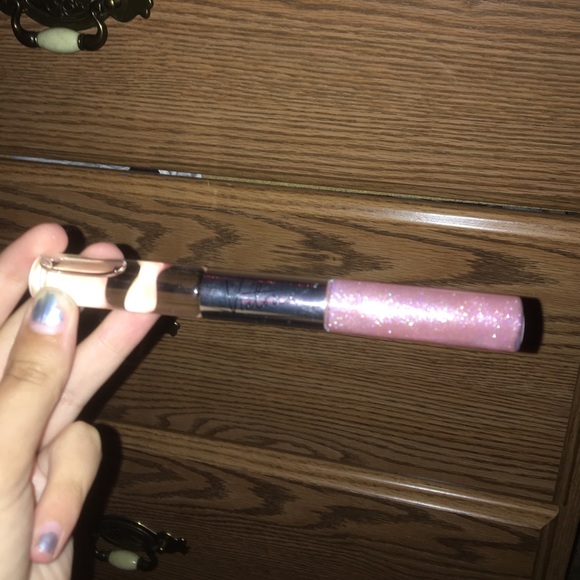 Victoria's Secret Rollerball & Lip Gloss✨