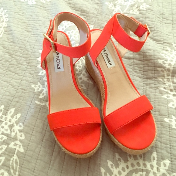 Steve Madden Orange Seaside Wedge Sandal