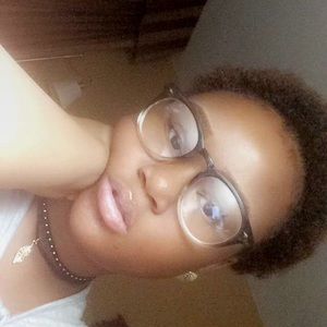 Meet your Posher, Markayla