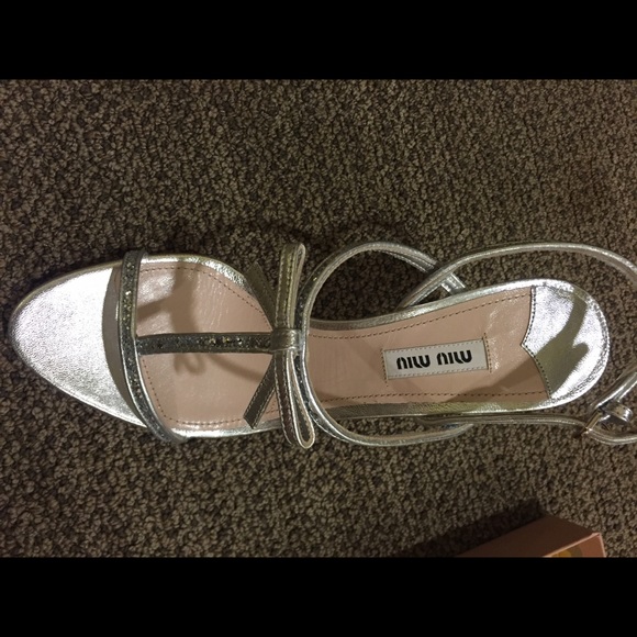 Brand new gorgeous miu miu sandal ! - Picture 2 of 4