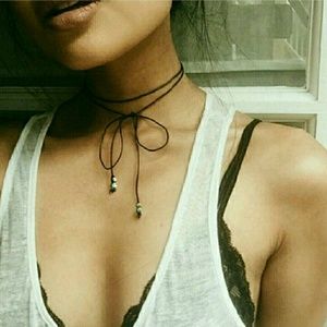 Mini Delicate Bow Wrap Necklace