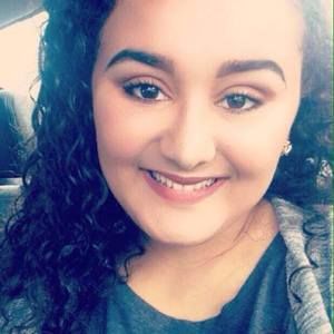 Meet your Posher, Amia