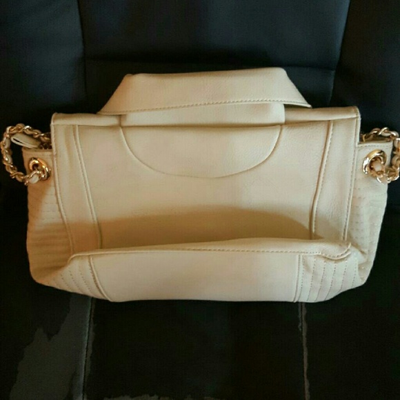 Only 1 left! ❣ HP 11/6❣5 star rated - Picture 3 of 4