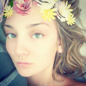 Meet your Posher, Annette