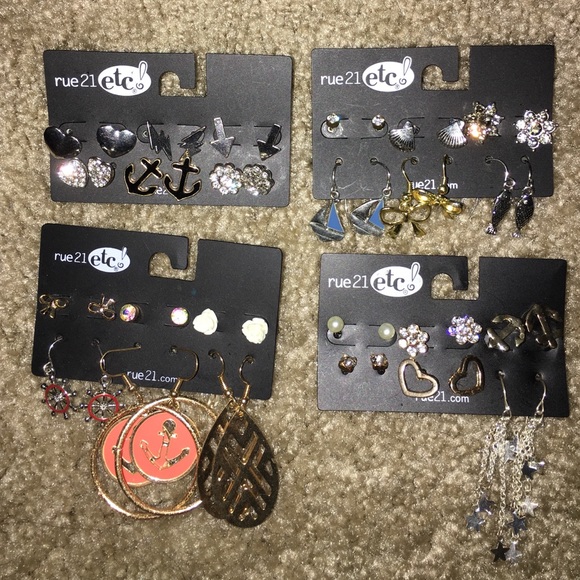 RUE 21 Earrings