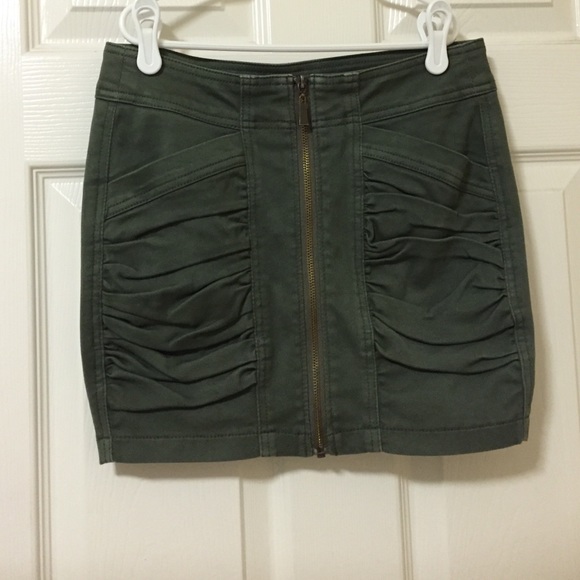 Costa blanca cargo mini skirt with pockets