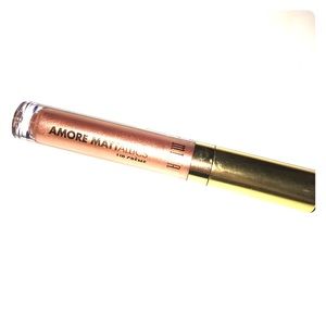 ⚡️ Milani Metallic Lipstick 💖