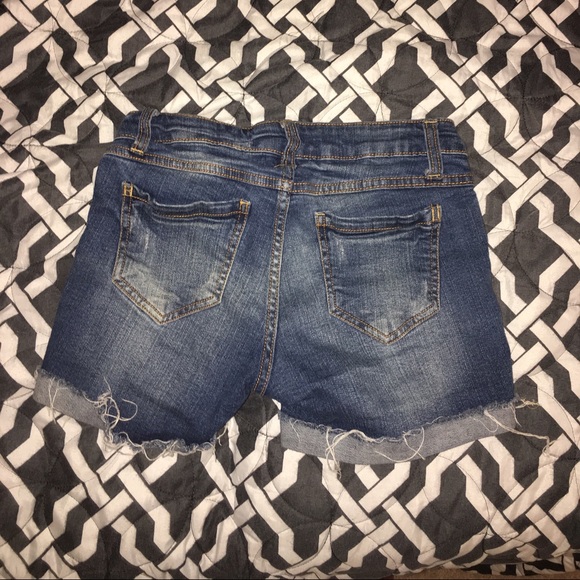 Distressed denim shorts - Picture 2 of 4