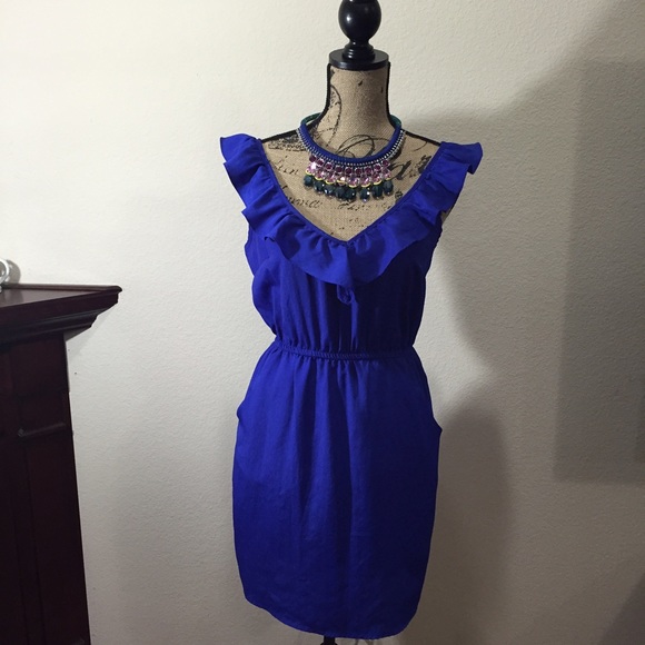 Kirra Dresses & Skirts - ❌SOLD❌ on Ⓜ️ EUC Blue Dress 👗 W/ Pockets (Rare)