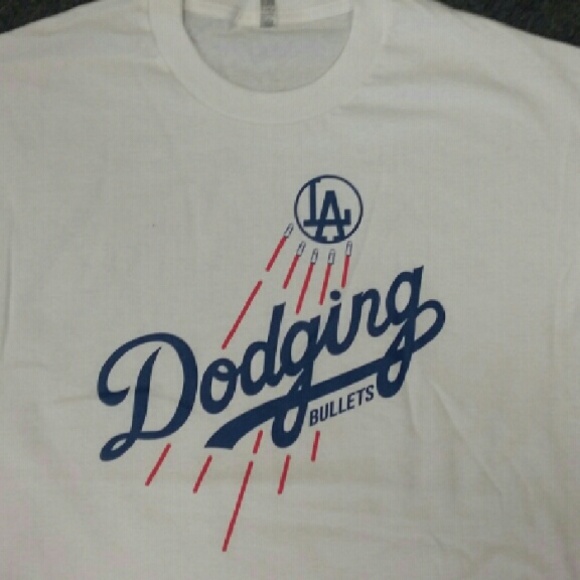 T shirts - Picture 1 of 1