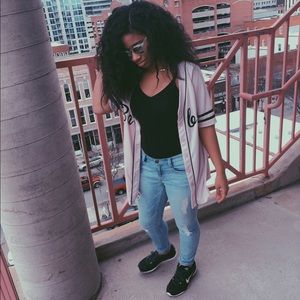 Meet your Posher, Adrianna