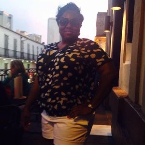 Meet your Posher, Tesa