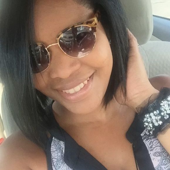 Meet your Posher, Enith - Picture 1 of 1