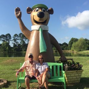 Meet your Posher, Robin