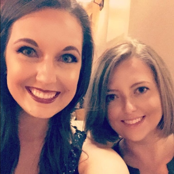 MEET YOUR POSHER! - Picture 3 of 4