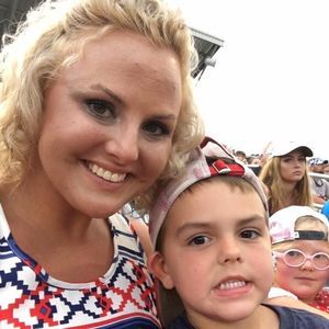 Meet your Posher, Tori