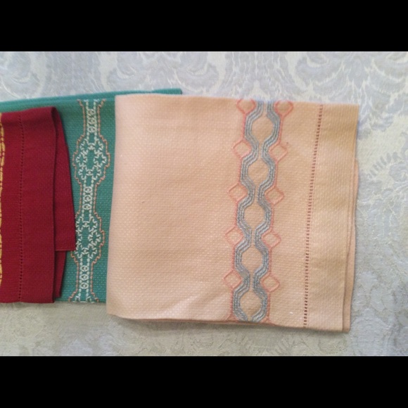 Sold - Picture 3 of 4