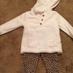 New with tags Carters baby girl outfit