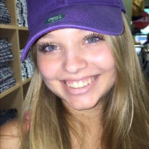 Meet your Posher, Mallory