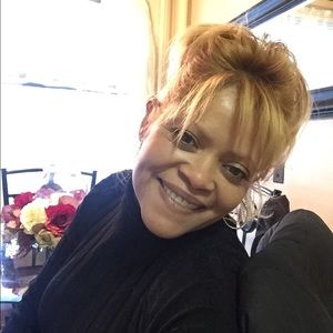 Meet your Posher, Sandra