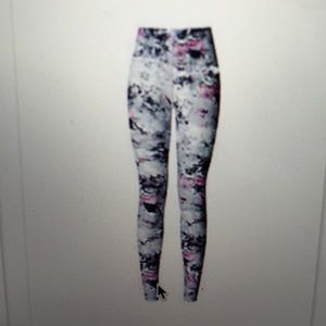 Lululemon tights Wunder  under full on luon